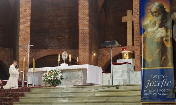 Stały konfesjonał w nowym miejscu
