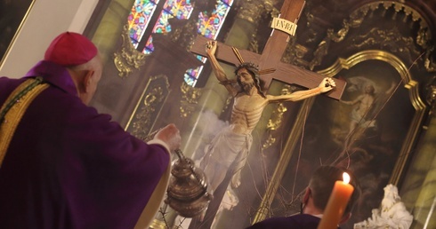 Legnica. Liturgia Środy Popielcowej