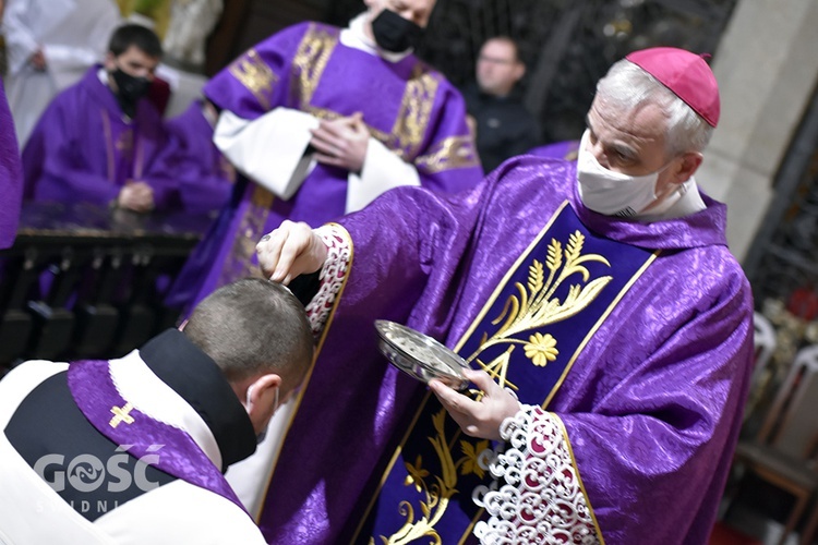 Środa Popielcowa w świdnickiej katedrze