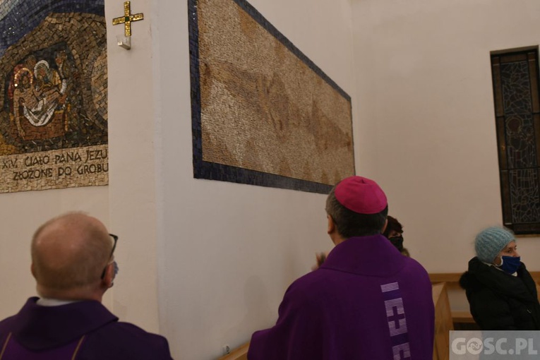 Poświęcenie Drogi Krzyżowej w Żarach