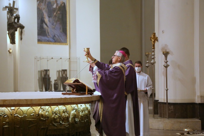 Środa Popielcowa w katedrze Chrystusa Króla