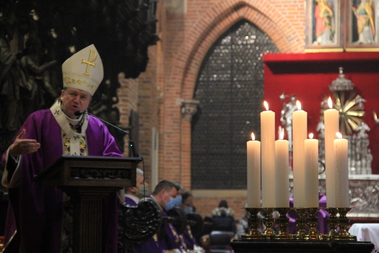 Środa Popielcowa we wrocławskiej katedrze