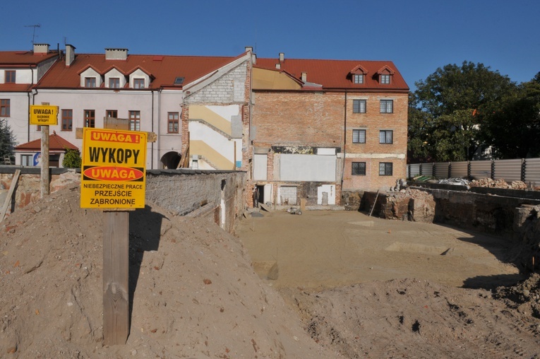 Rozbudowa sanktuarium