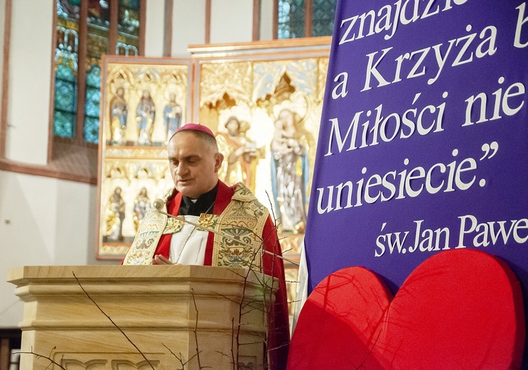 Droga Krzyżowa w intencji ofiar 