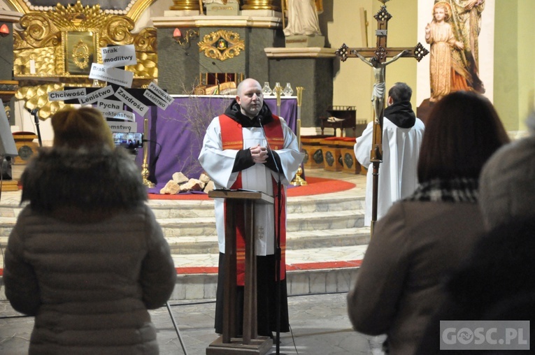 Ruszyły Pielgrzymkowe Drogi Krzyżowe 