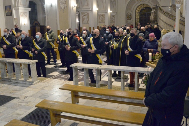 Pierwszy Męski Różaniec w Pionkach