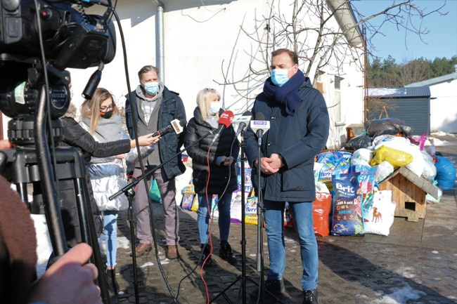 Dary dla schroniska dla zwierząt