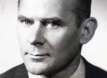 Sierżant J. Sabin walczył 7 lat w Narodowym Zjednoczeniu Wojskowym. 