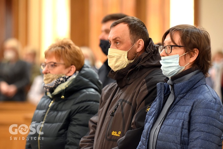 Pogrzeb Krystyny Myszkowskiej, liderki świdnickiej Odnowy w Duchu Świętym