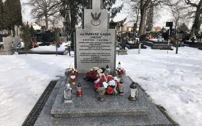 Od 5 października 2019 roku Tadeusz Gajda spoczywa na Wojennym Cmentarzu w Stalowej Woli.