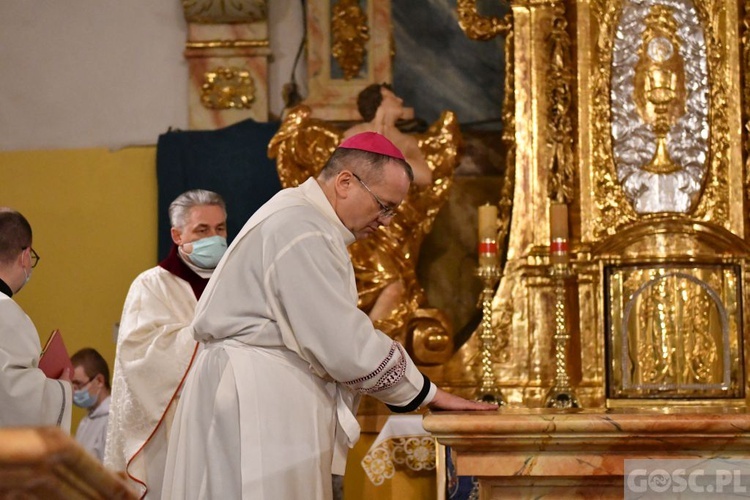 Konsekracja nowego ołtarza we Wschowie