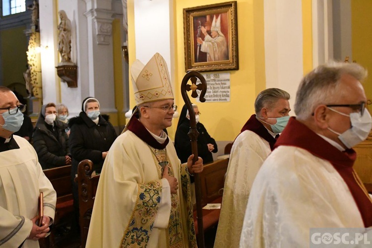 Konsekracja nowego ołtarza we Wschowie