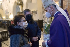 Podziękowanie bp. Markowi Solarczykowi za obecność i modlitwę.