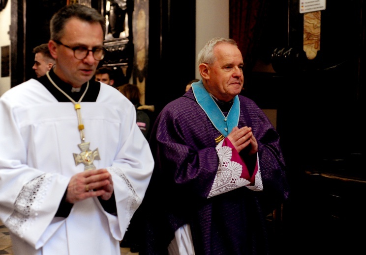 Tytuł kanonika kapituły katedry w Chartres dla ks. prał. Zdzisława Sochackiego