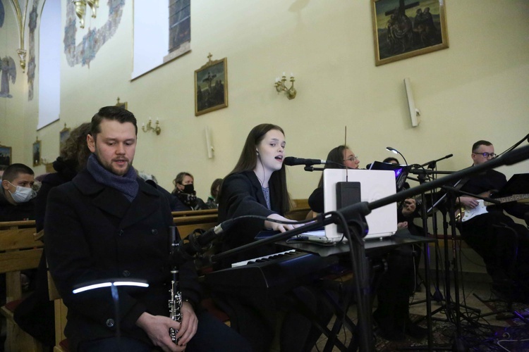 Wieczór uwielbienia w Łękawicy