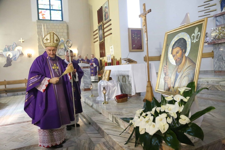 Poświęcenie witraży, drogi krzyżowej i obrazu św. Józefa