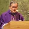 ▲	Kapłan jest dyrektorem Centrum Formacji Duchowej w Krakowie.