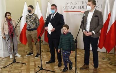 Polskie państwo zdecydowało, że nie wyda rodziców ani 8-letniego Martina władzom holenderskim