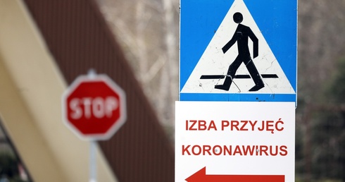 Region. Zajętych ponad 70 proc. łóżek covidowych i 82 proc. respiratorów