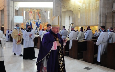 Pielgrzymka pokutna kapłanów do sanktuarium św. Jana Pawła II