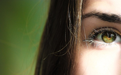 Biolodzy odkryli 50 genów, które decydują o kolorze oczu