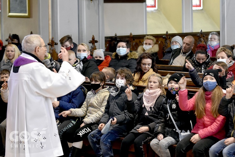 Rekolekcje z bp. Antonim Długoszem w Pieszycach