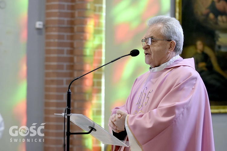 Rekolekcje z bp. Antonim Długoszem w Pieszycach