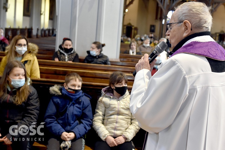 Rekolekcje z bp. Antonim Długoszem w Pieszycach