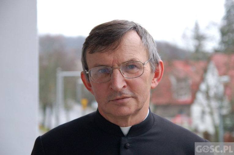 Śp. ks. Lisiecki w obiektywie GN