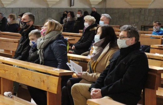 Wielkopostny dzień wspólnoty Ruchu Światło-Życie u św. Józefa w Oświęcimiu