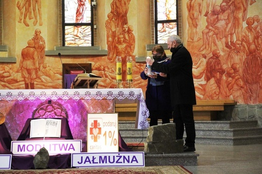 Wielkopostny dzień wspólnoty Ruchu Światło-Życie u św. Józefa w Oświęcimiu
