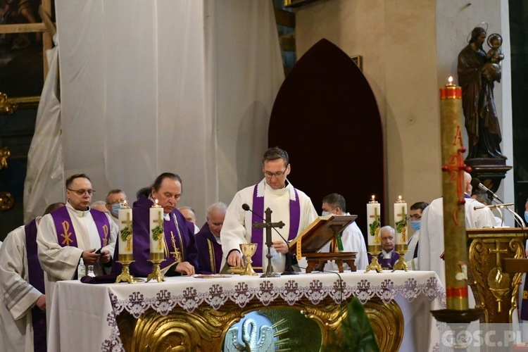 Diecezjalne pożegnanie śp. ks. kan. Władysława Stachury