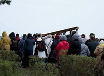 W tym roku pątnicy nie poniosą krzyża na liczącej 5 km trasie, ale można tu przyjechać, by indywidualnie rozważać mękę Pańską.