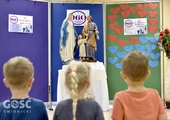 Dzieci modliły się Różańcem, Litanią do św. Józefa i śpiewały pobożne piosenki.