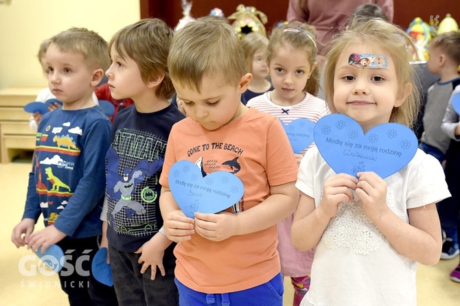 "960 godzin dla rodzin" w przedszkolu sióstr prezentek