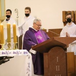 Abp Marek Jędraszweski w sanktuarium Najświętszej Rodziny