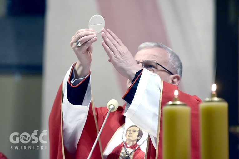 Relikwie ks. Popiełuszki w parafii pw. św. Józefa Obl. NMP