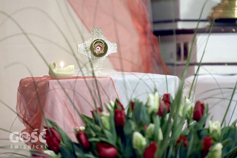 Relikwie ks. Popiełuszki w parafii pw. św. Józefa Obl. NMP