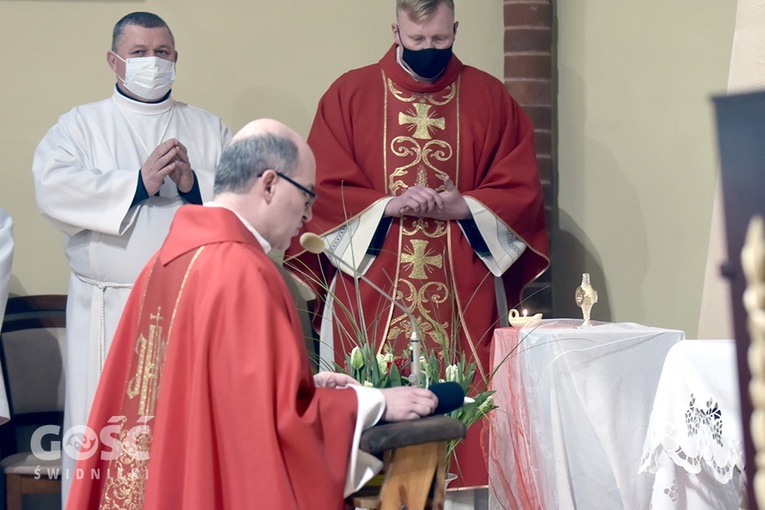 Relikwie ks. Popiełuszki w parafii pw. św. Józefa Obl. NMP