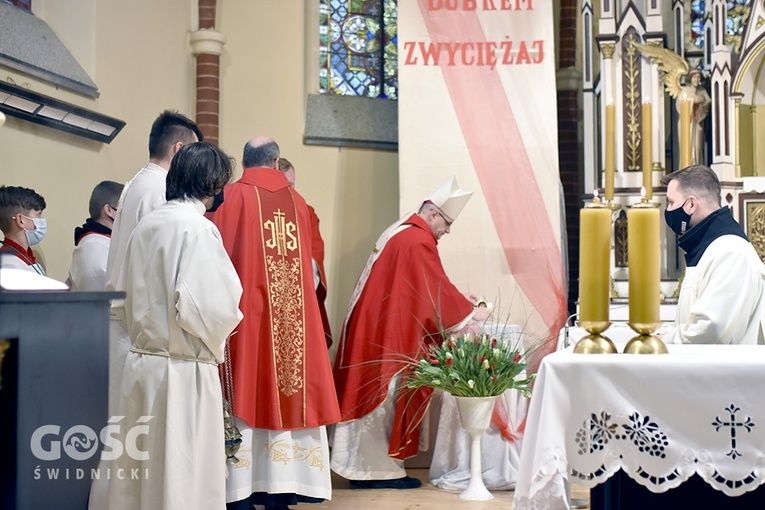 Relikwie ks. Popiełuszki w parafii pw. św. Józefa Obl. NMP