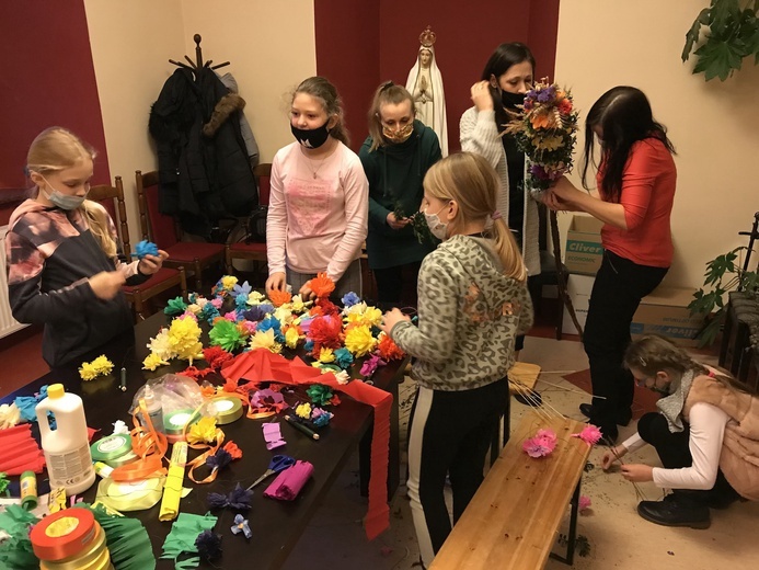 Warsztaty robienia palm w Świdnicy