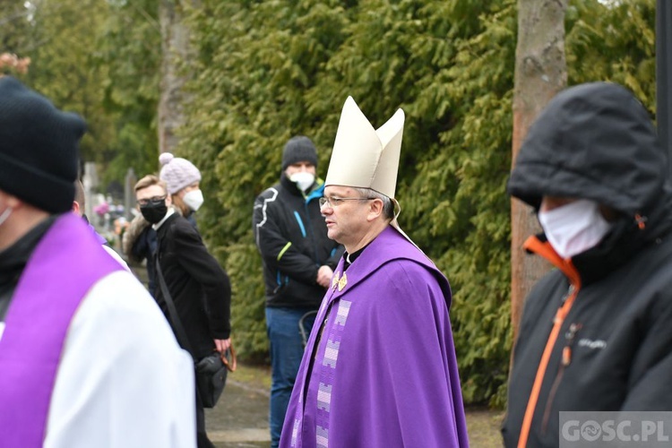 Ostatnie pożegnanie śp. ks. Zygmunta Lisieckiego