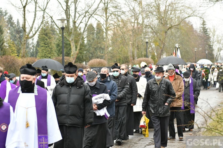 Ostatnie pożegnanie śp. ks. Zygmunta Lisieckiego