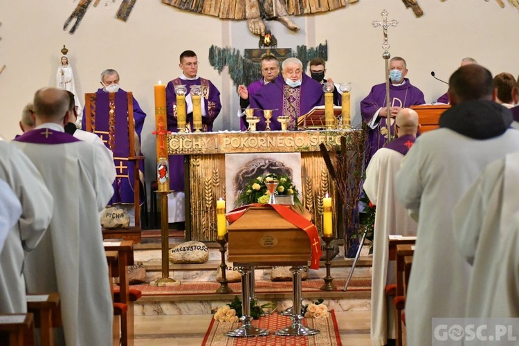 Ostatnie pożegnanie śp. ks. Zygmunta Lisieckiego