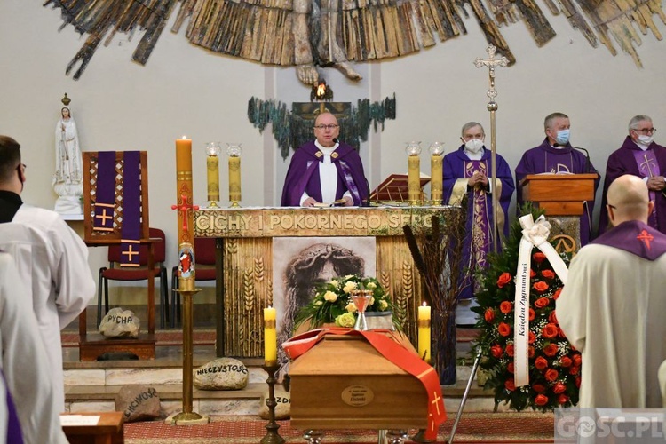 Ostatnie pożegnanie śp. ks. Zygmunta Lisieckiego