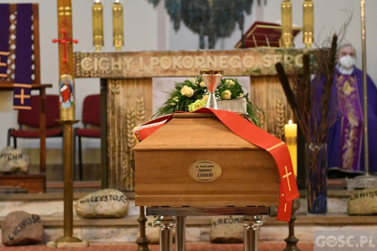 Ostatnie pożegnanie śp. ks. Zygmunta Lisieckiego