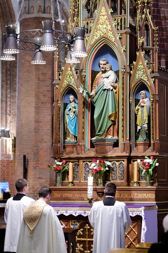 Uroczystość św. Józefa w konkatedrze św. Jakuba w Olsztynie