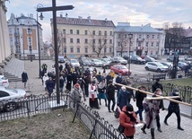 Droga Krzyżowa wyruszyła sprzed katedry.