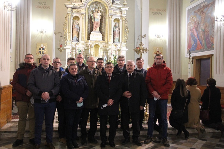 Luszowice. Piękna obietnica dla każdego mężczyzny