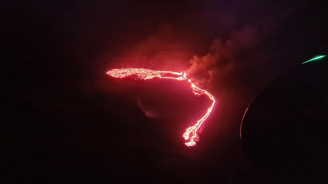 Wybuch wulkanu w pobliżu klaszoru polskich karmelitanek na Islandii
